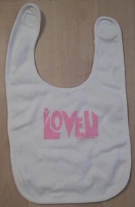 iloveu-bib-pink4